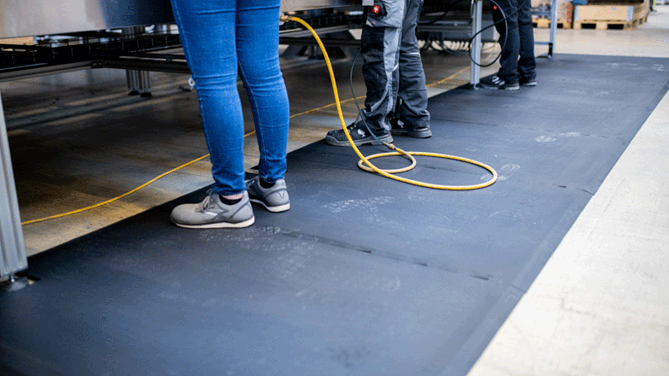 Workplace mat for healthy employees - ERGOLASTEC